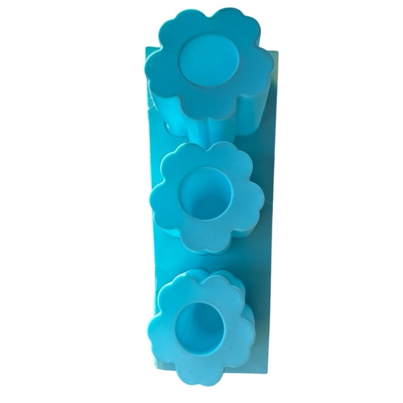 Silicone Tumbler Ice Molds - Picture 2 of 2